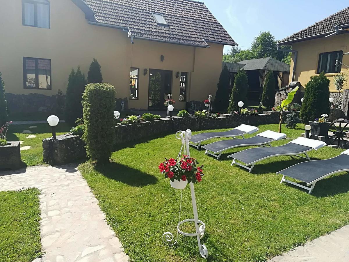 Casa De Vacanta Silvia Varmaga Luaran gambar